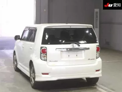 Toyota COROLLA RUMION
