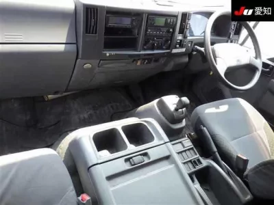 Isuzu TRUCK
