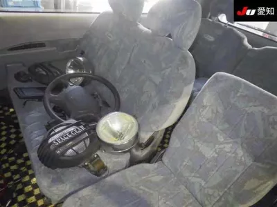Mitsubishi DELICA