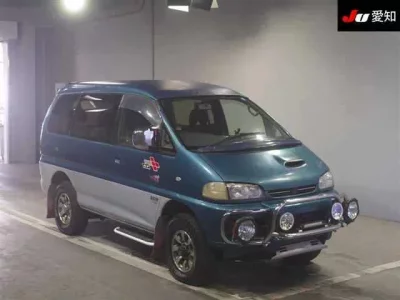 Mitsubishi DELICA