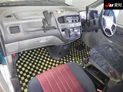 Mitsubishi DELICA