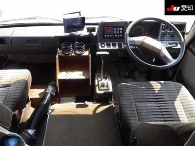Toyota COASTER