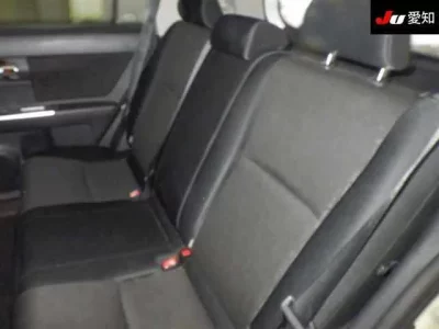 Toyota COROLLA RUMION