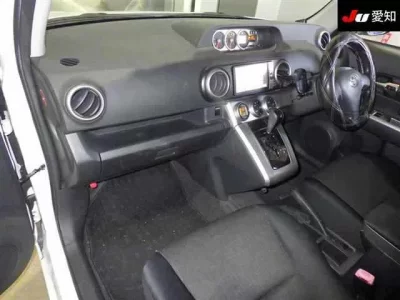 Toyota COROLLA RUMION