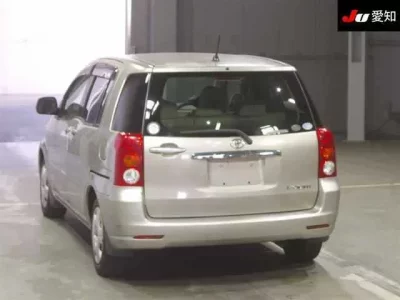 Toyota RAUM