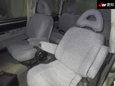 Mitsubishi DELICA