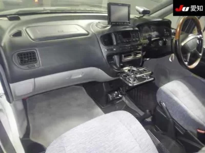 Mitsubishi DELICA