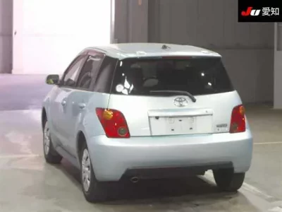 Toyota IST