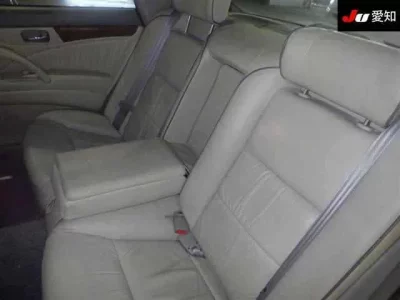 Nissan CEDRIC