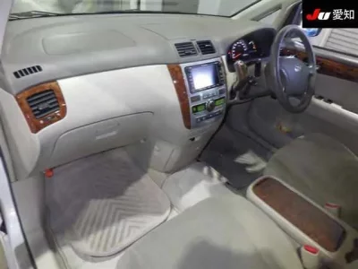 Toyota IPSUM