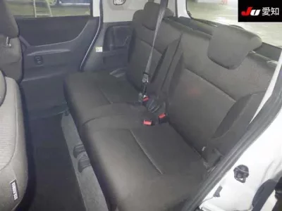 Mitsubishi DELICA D2