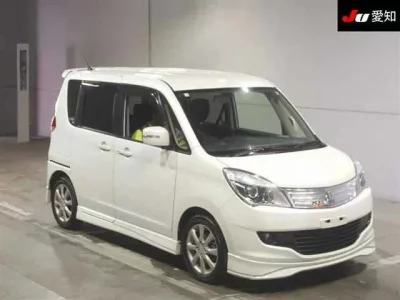 Mitsubishi DELICA D2