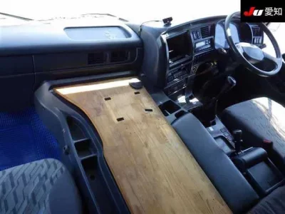 Nissan BIGTHUMB