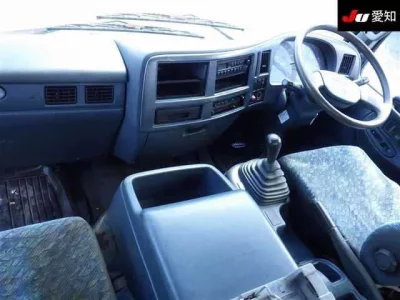 Nissan CONDOR