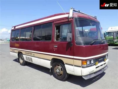 Toyota COASTER