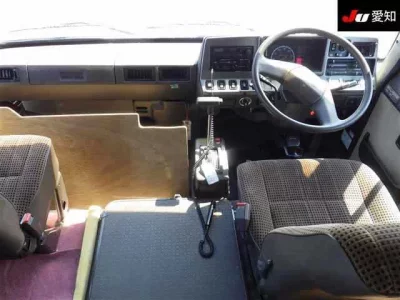 Toyota COASTER