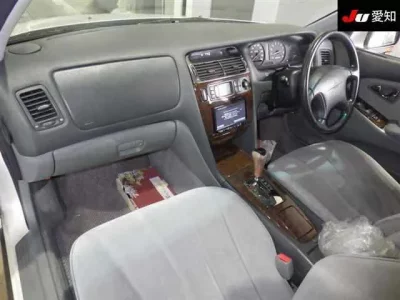 Mitsubishi DIAMANTE