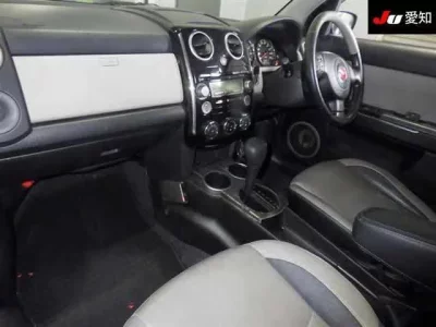 Mazda VERISA