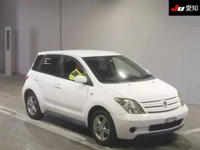 Toyota IST