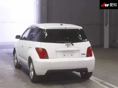 Toyota IST