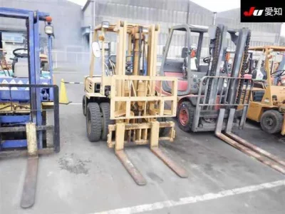 KOMATSU FORKLIFT