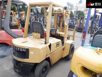 KOMATSU FORKLIFT