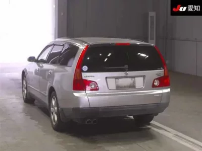 Nissan STAGEA