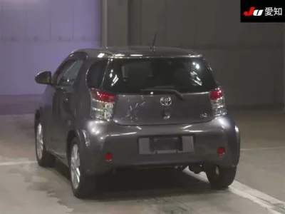 Toyota IQ