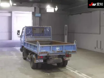 Mazda TITAN
