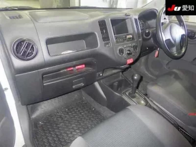 Mitsubishi LANCER VAN