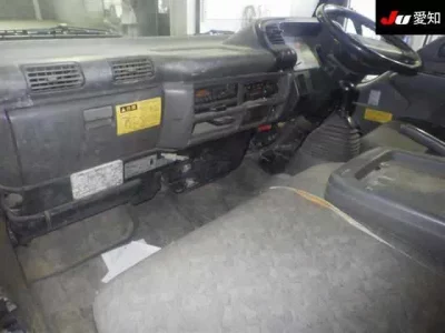 Isuzu TRUCK