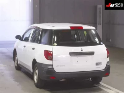 Mitsubishi LANCER VAN