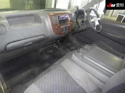 Nissan CARAVAN VAN