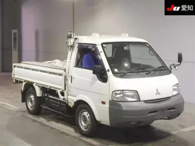 Mitsubishi DELICA TRUCK