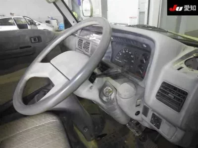 Mazda BONGO BRAWNY TRUCK