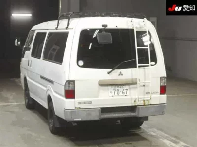 Mitsubishi DELICA