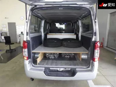 Nissan CARAVAN VAN