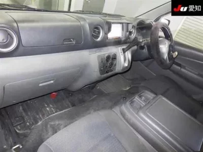 Nissan CARAVAN VAN