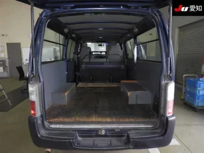 Nissan CARAVAN VAN
