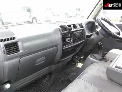 Mazda BONGO BRAWNY TRUCK