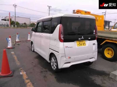 Mitsubishi EK SPACE
