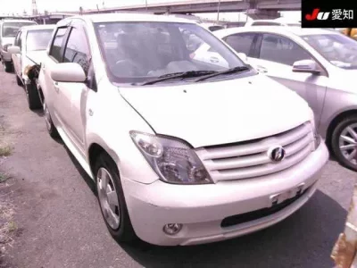 Toyota IST