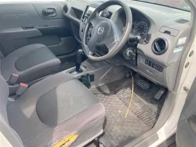 Nissan AD