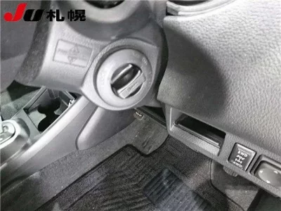 Nissan TIIDA LATIO