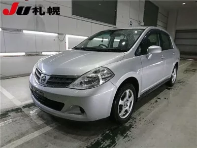 Nissan TIIDA LATIO