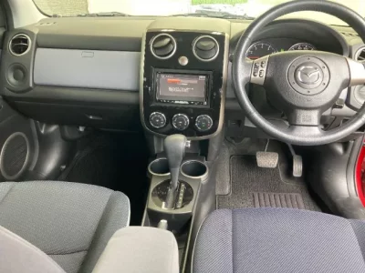 Mazda VERISA