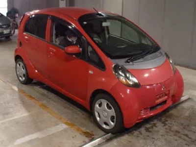 Mitsubishi I