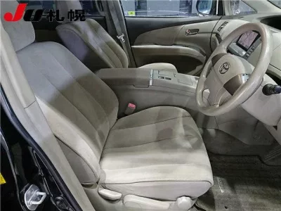 Toyota ESTIMA HYBRID