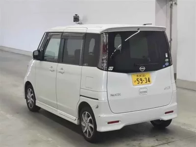 Nissan ROOX