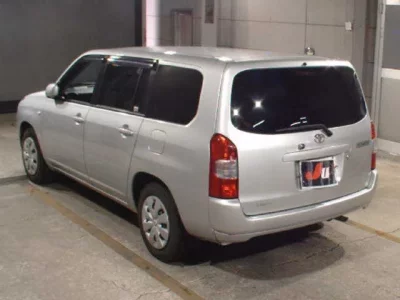 Toyota SUCCEED